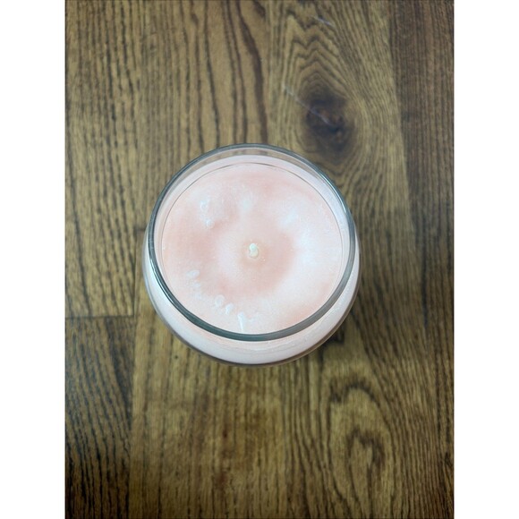 NEW Pink Sands Yankee Candle Original Large Jar Candle 22 oz - Picture 3 of 5